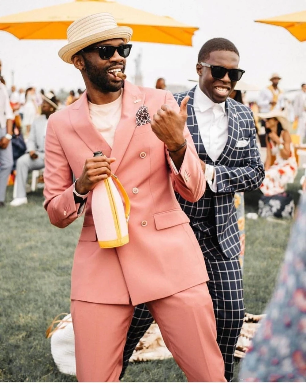 

Fashion Design Pink Men Suits Peak Lapel Blazer Business Male Suits For Wedding Wear Costume Tailor-Made Outfit 2Pc Jacket+Pants