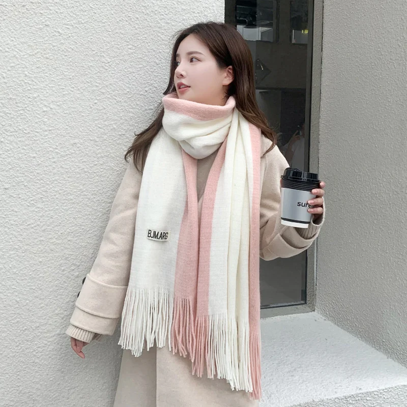 

Winter Women Two-color Splicing Scarf Female Student Korean Knitted Thickened Couple Scarf