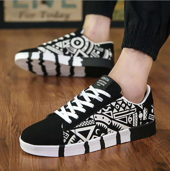 

New vulcanized shoes 2021 fashionable Sneakers men's running shoes breathable casual shoes sports shoes