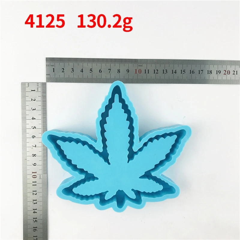 

Rolling Tray Resin Mold Resin Mold Maple Leaf Tray Silicone Mold Jewelry Tray Casting Mold for DIY Holder Storage Tray