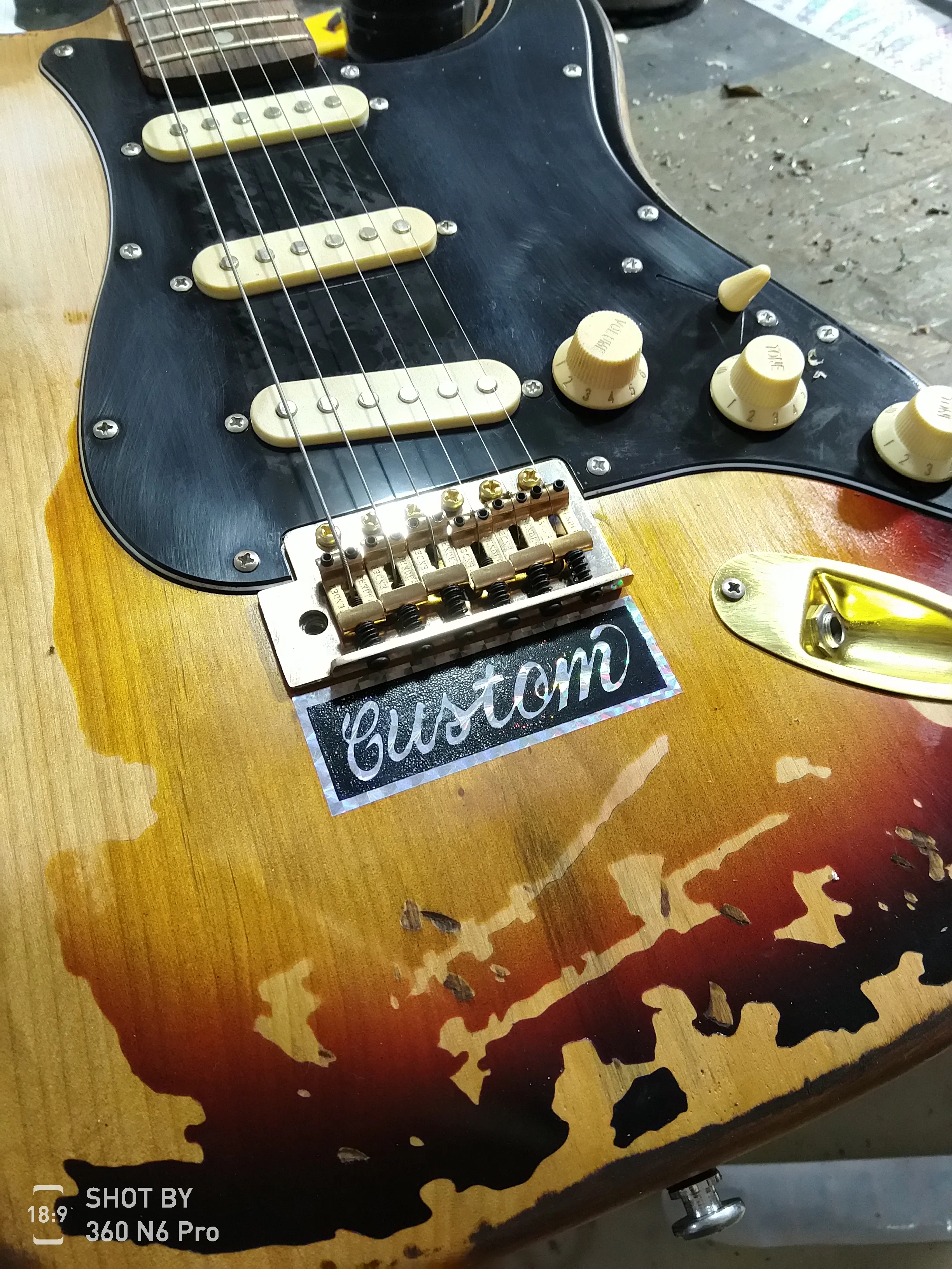 Орел. Басовая электрическая гитара Butterfly улучшенный магазин SRV под заказ со