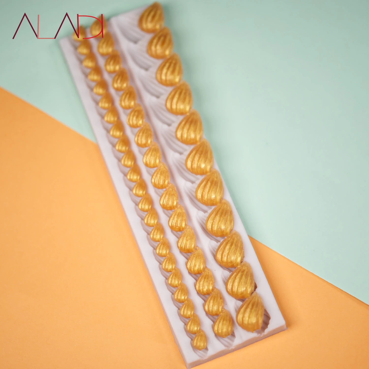 

Newest Long Rope Shell UV Resin Silicone Mold Fondant Chocolate Candy Lollipop Crystal Epoxy Soft Clay Bake Tool AD127