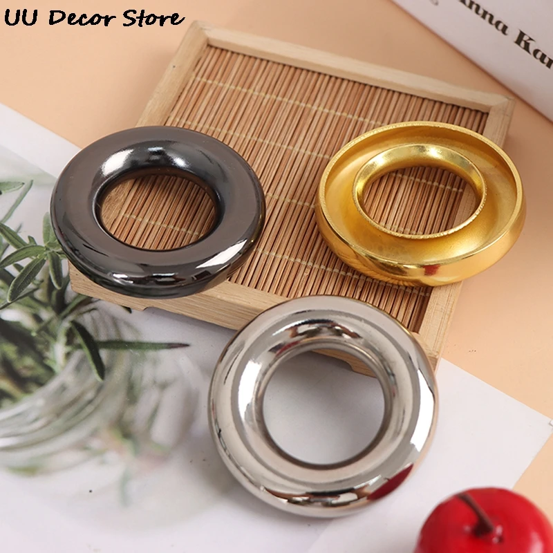 

1Pcs Multi-function Portable Stainless Steel Colorful Ring-Shape Opener Beer Bottle Opener Remover Kitchen Gadgets Bar Tool