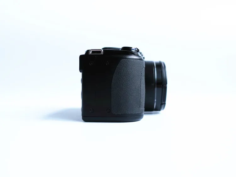 Цифровая камера Nikon Coolpix L120 CCD 21x б/у оптический зум автофокус стабилизация
