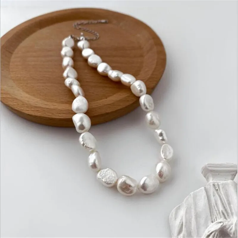 

YIKUF88 2021New S925 Sterling Silver Pendant Women Pearl Necklace Vintage Shell Pearl Necklace Female Clavicle Chain
