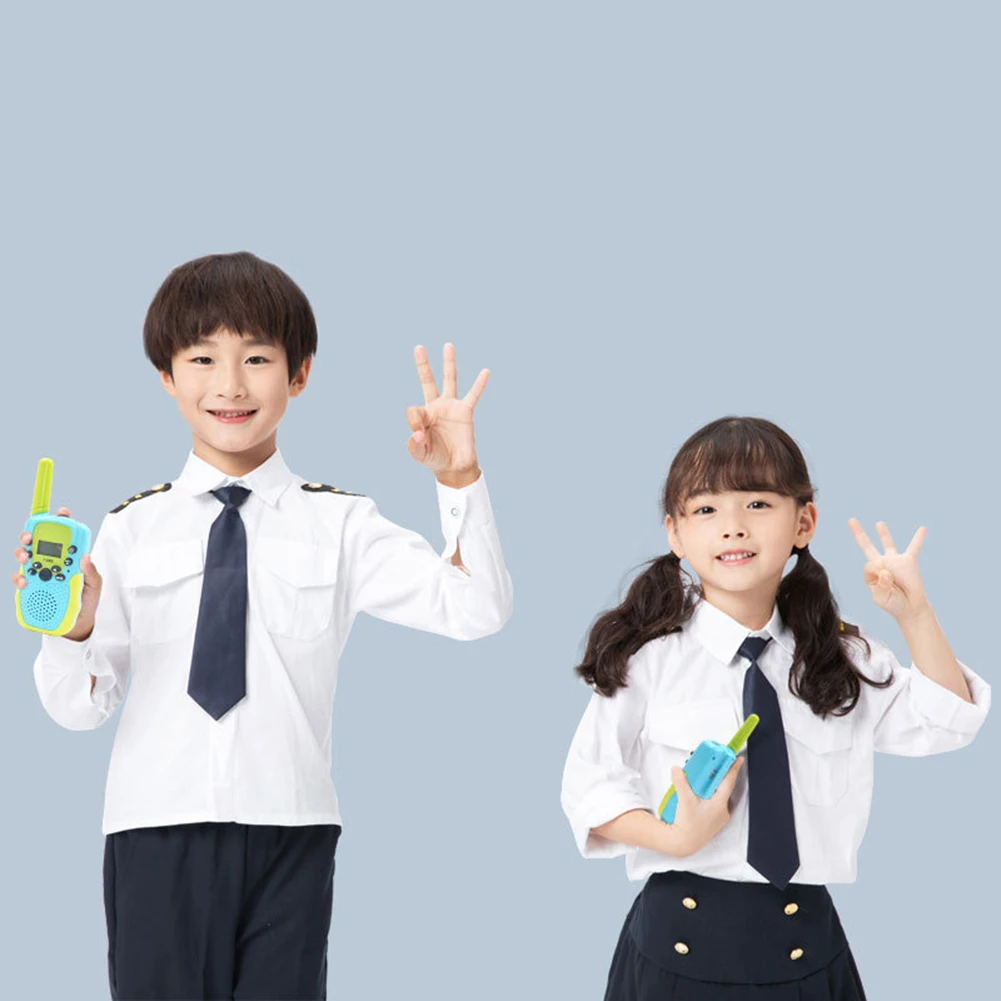 

2pcs Walkie Talkie Kids Backlit LCD Flashlight 22 Channels 2 Way Radio Toys with Backlit LCD Flashlight for Children Boys Girls