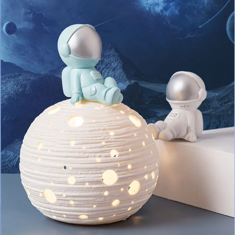 Led Night Light Atmosphere Ceramic Astronaut Table Lamp for Bedroom Decor Children's Room Gift Creative Usb Bedside Night Lights