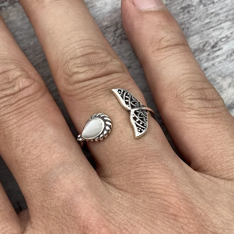 

Antique Sterling Silver Color Opal Rings Boho Whale Tail Rsizable Ring For Women Men Finger Midi Jewelry