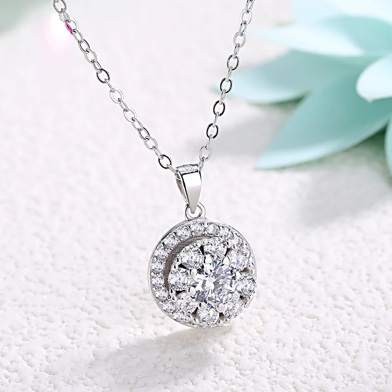 

New Style Net Red CZ Crystal Swivel Pendant Necklace Fashion Lady AAA Zirconia Chain Chain Charm Women's Cocktail Party Jewelry