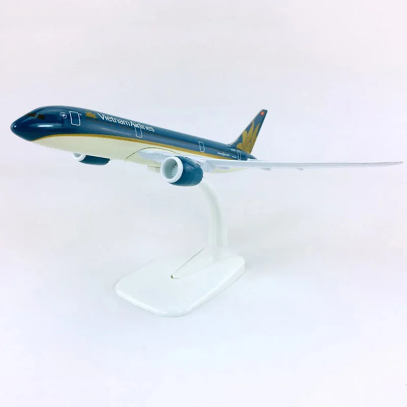 1:300 весы B787 787 литьем под давлением сплава авиационного модель 18 см Вьетнам