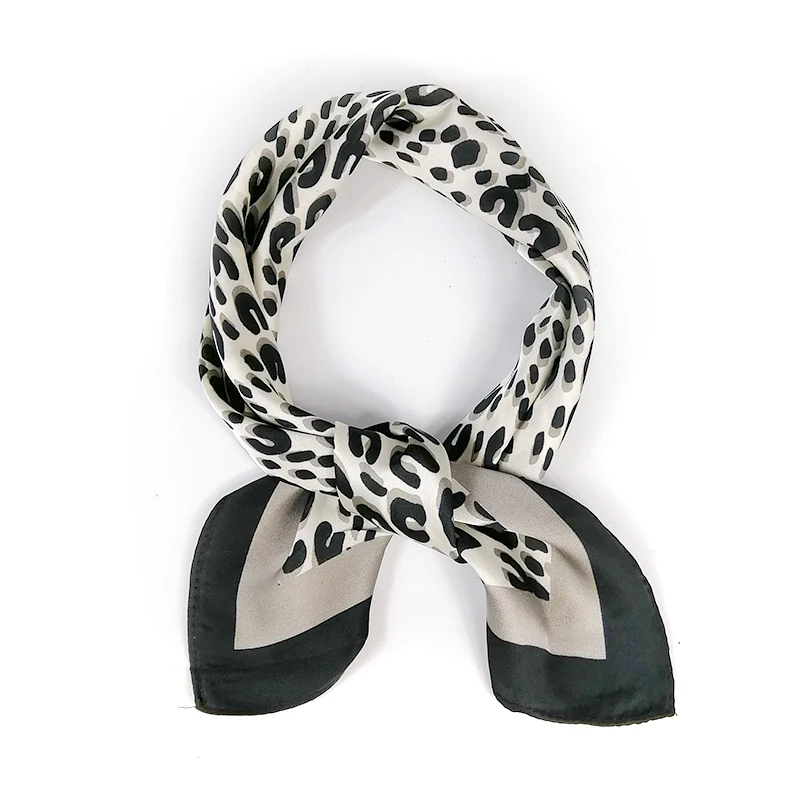 

53*53CM New Arrival Leopard Square Silk Neck Scarf for Women Luxury Neckerchief Bandana Small Skinny Scarves Foulard