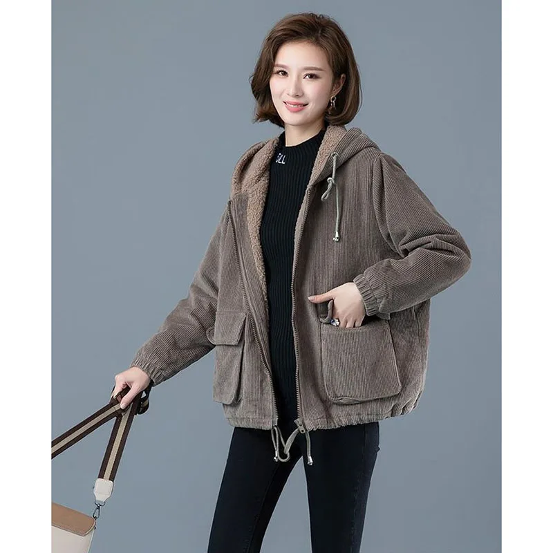 Женское вельветовое пальто с карманами Сезон осень-зима Большой размер Стеганая