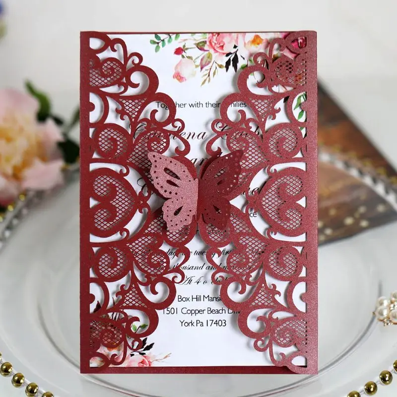 Изысканные свадебные пригласительные открытки с бабочкой кружевные блестящие