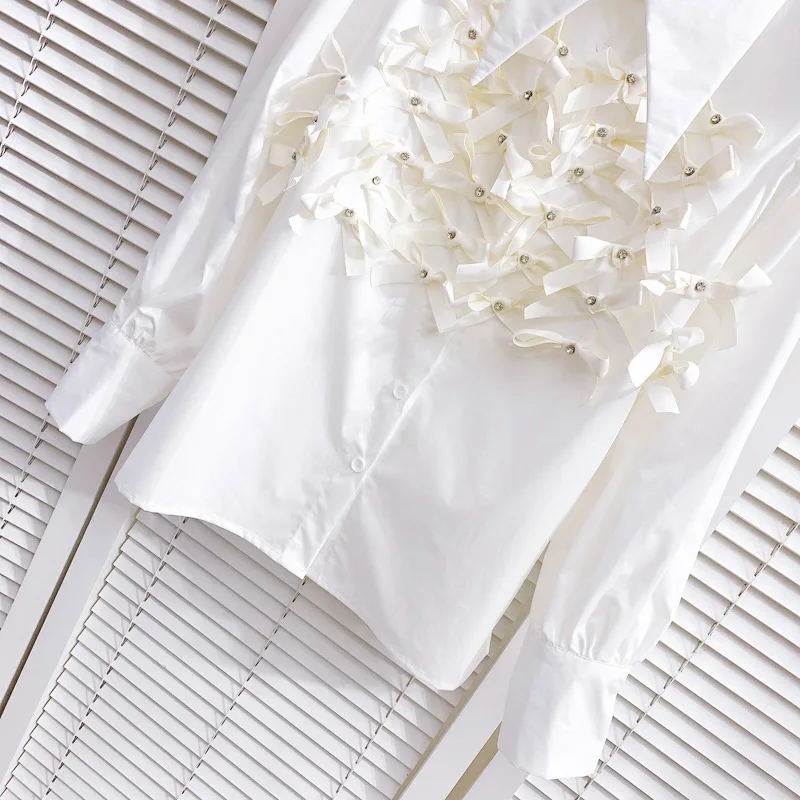 

2021 Spring New Turn-down Collar White Shirt Blouse Patched Bow Rhinestone Decoration Loose Basic Tops for Women