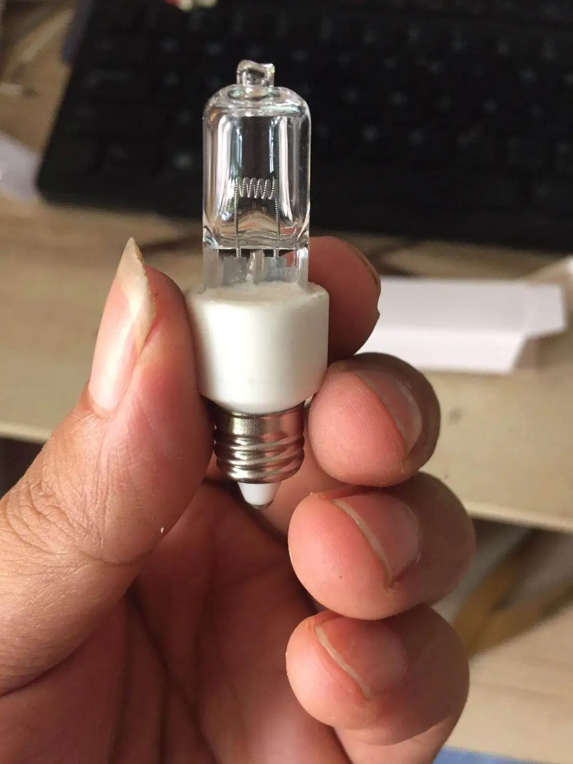 100 шт. 24V50W E11 мини-канделябр галогенная лампа Бесплатная доставка EMS | Лампы и
