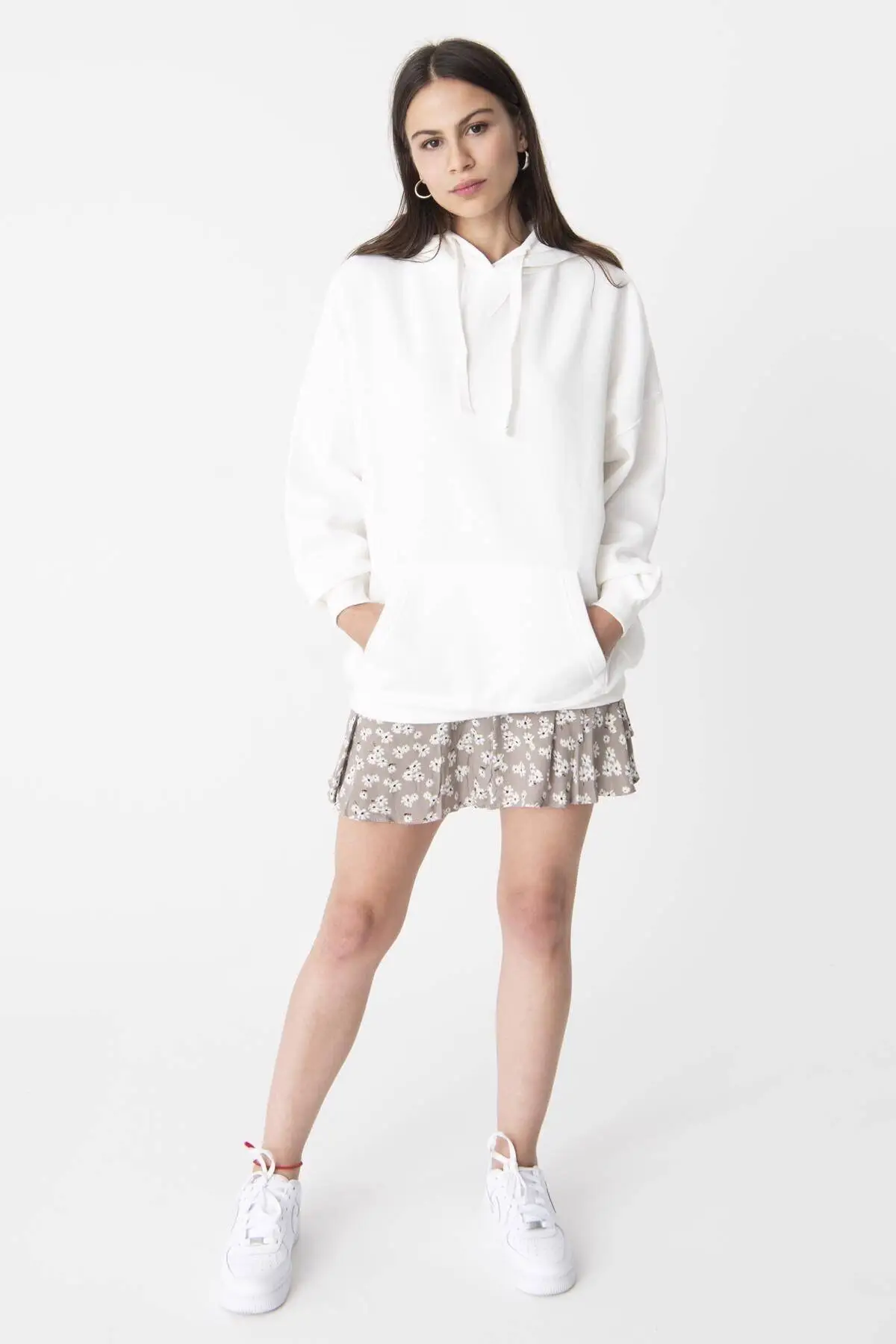 

Women Ivory Hoodies Women Sweatshirt 2021 Fashion