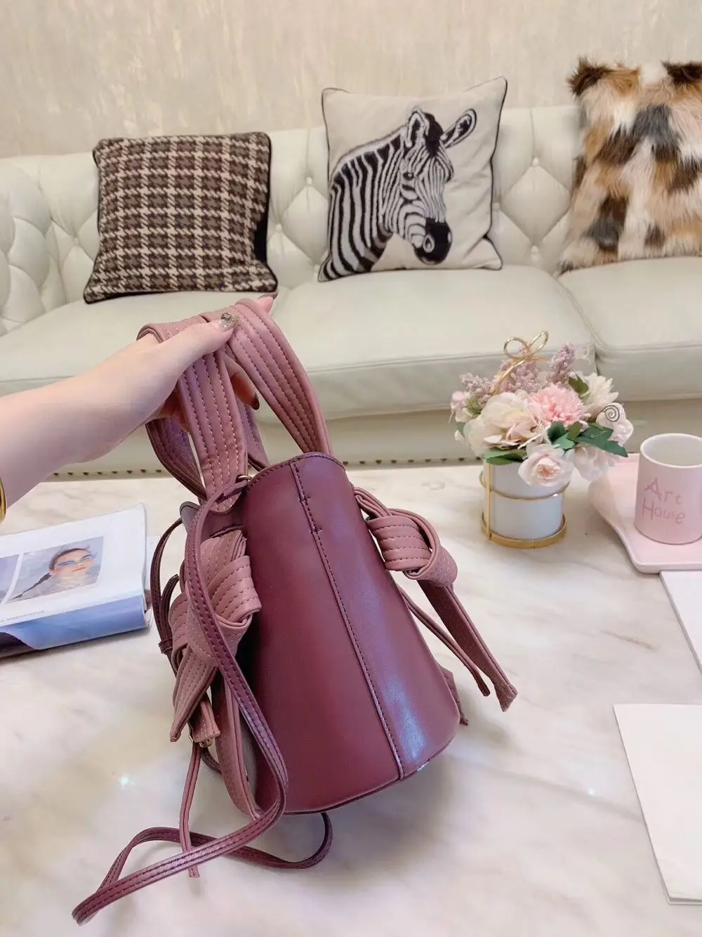 CHARLES& KEITH модная маленькая ck бантик-ушки высокого качества на одно плечо переносная сумка-мешок сумка для путешествий