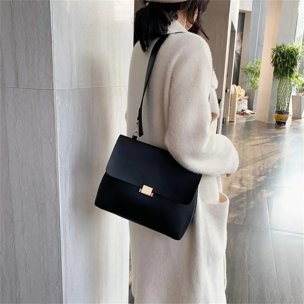 Женская сумка маленькая квадратная дикая Повседневная через плечо Простые