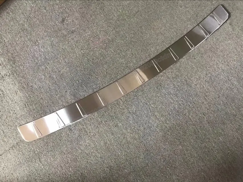 

Защитная накладка на задний бампер, накладка на протектор для Volvo XC60 2018 2019 2020 2021