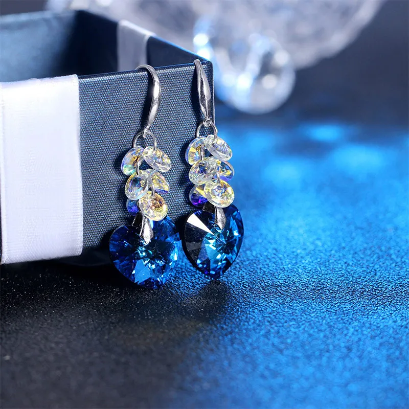 Женские серьги с австрийским голубым кристаллом в виде сердца из стерлингового