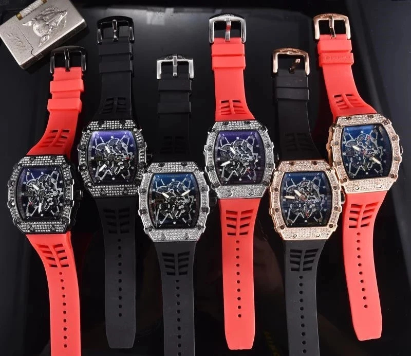 

Men's Watches Luxury Diamond Limited Chronograph Silicone Strap Male Wristwatch Relogio Masculino
