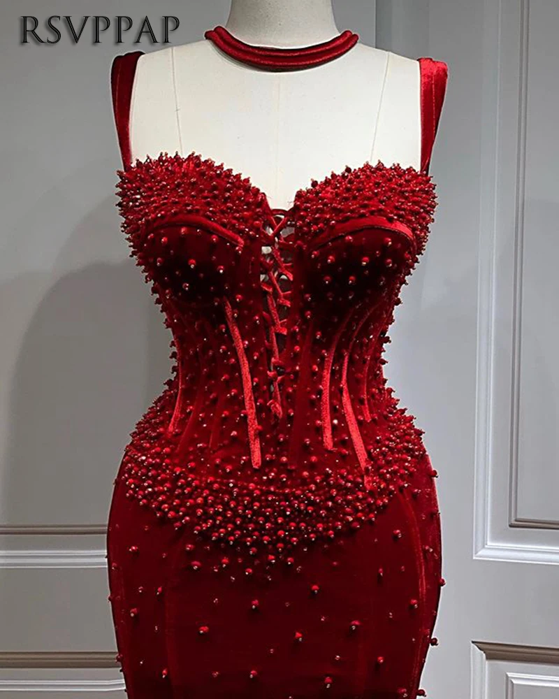 

Long Red Evening Dresses 2021 Skinny Sweetheart Sexy Pearls Velvet Floor Length Dubai Formal Evening Gowns