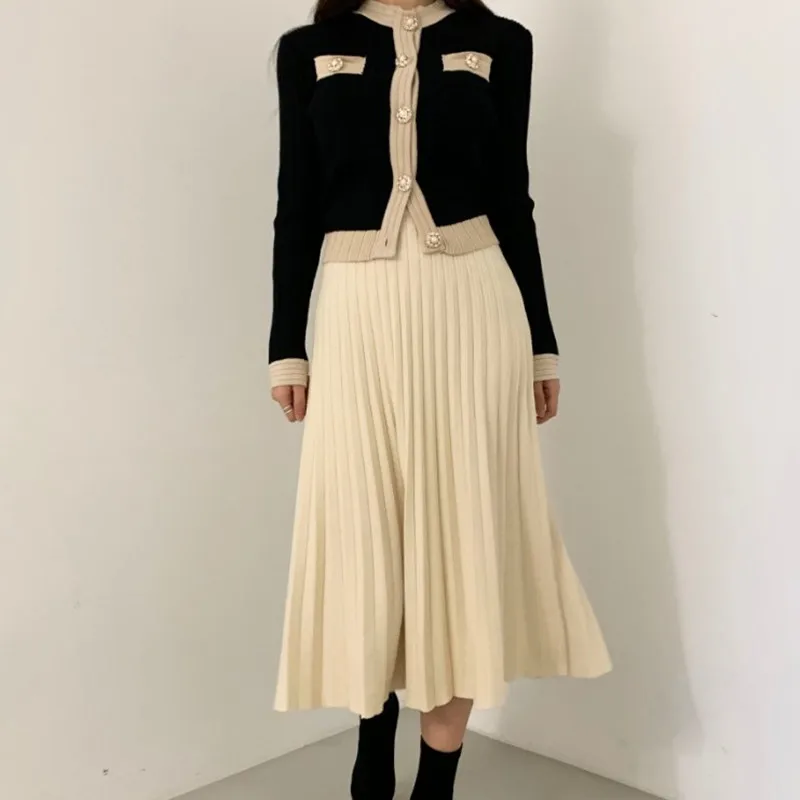 

Костюм женский трикотажный из двух предметов, свитер и платье, Осень-зима, 2021