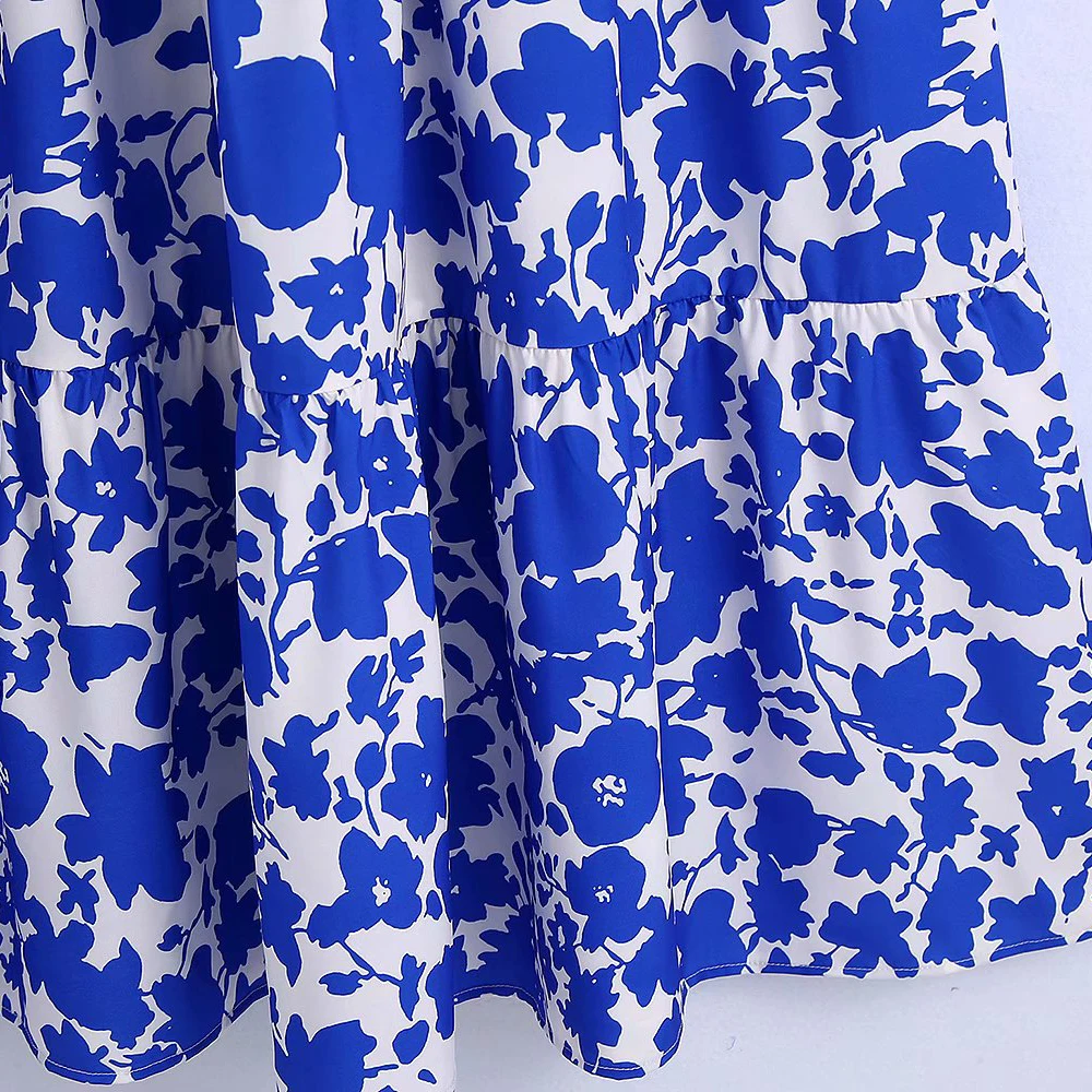 

2021 summer new sweet foreign style women's V-neck layered splicing blue and white porcelain dress long skirt