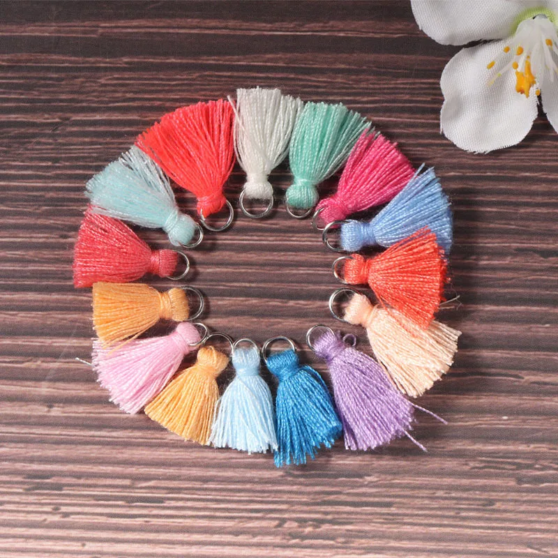 

10pcs/Lot 1.5cm cotton thread mini tassel DIY Bohemian jewelry production bracelet necklace treasure hunt tassel pendant tassel