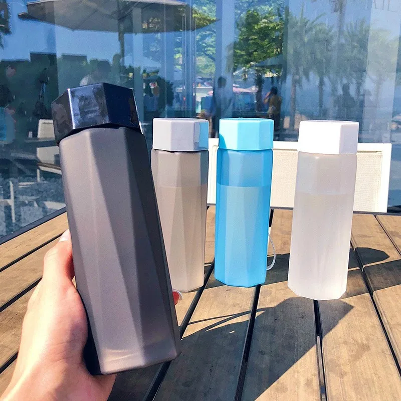 Квадратная бутылка для воды Прямая Питьевая пластиковая с веревкой Двойная