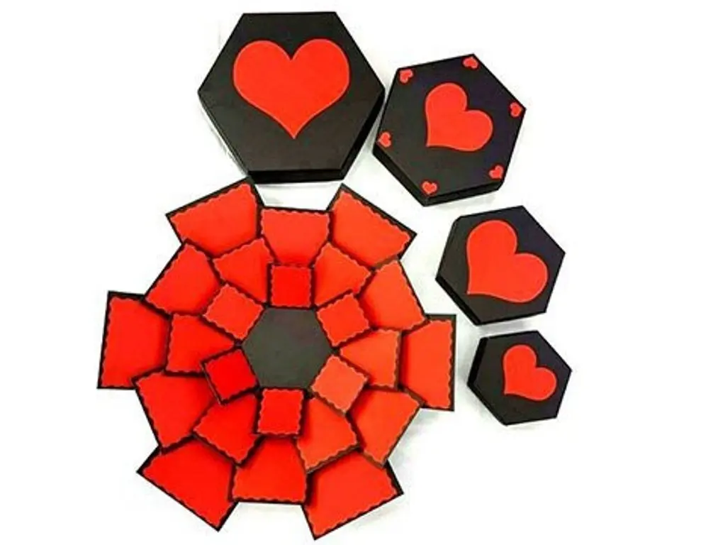 

Exploding Love Box Hexagon Heart