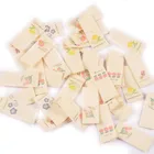 50 шт.лот 1,6x3,8 см, бежевые Цветочные этикетки для шитья, принадлежностей, сумок, бирки для одежды, аксессуары для одежды ручной работы, поделки своими руками, C2887