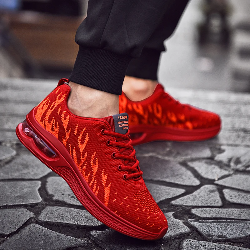 Fashion Red Flame Air Running Shoes Men Outdoor Breathable Mesh Racing Shoes Sneakers Men gym Air Trainers zapatillas de hombre
