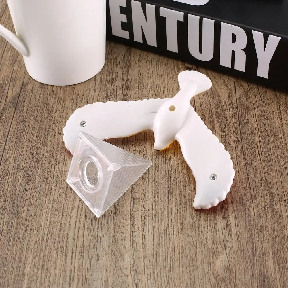 

Simulation Amazing Balance Eagle Bird With Pyramid Stand Magic Toy Home Office Funny Game Learning Toy for Kid Gift Classic Toys