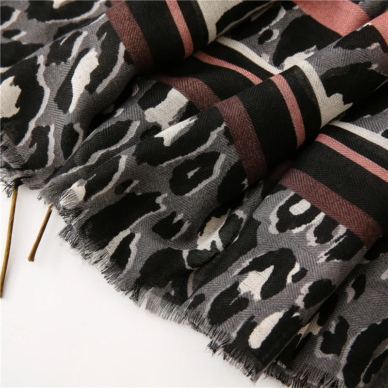 

New Women Fashion Luxry Floral Tassel Viscose Shawl Lady High Quality Print Soft Cotton Wrap Pashmina Stole Bufandas Muslim Hija