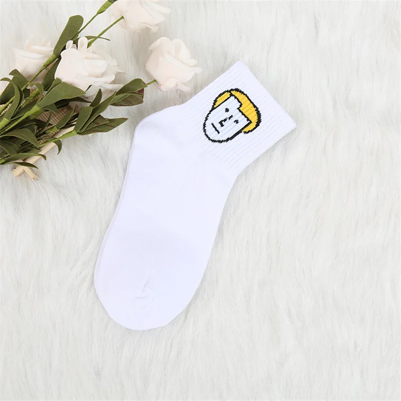 Yellow Man Корейские милые женские носки без пятки с рисунком из мультфильма, модные белые и черные забавные носки в духе колледжа Harajuku sokken GOOD ONLY animals для мальчиков и девочек - Цвет: Yellow Man
