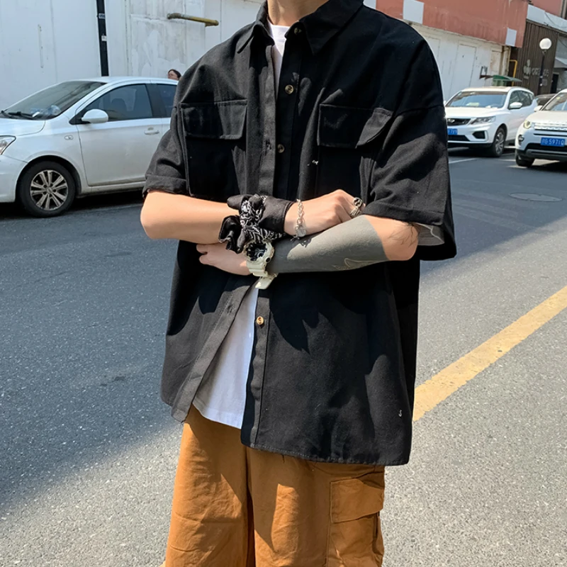 

Men Shirts Single Breasted Turn-down Collar Half Sleeve Pockets Safari Style Solid Retro Summer Outwear Thin Harajuku Hip Hop Bf