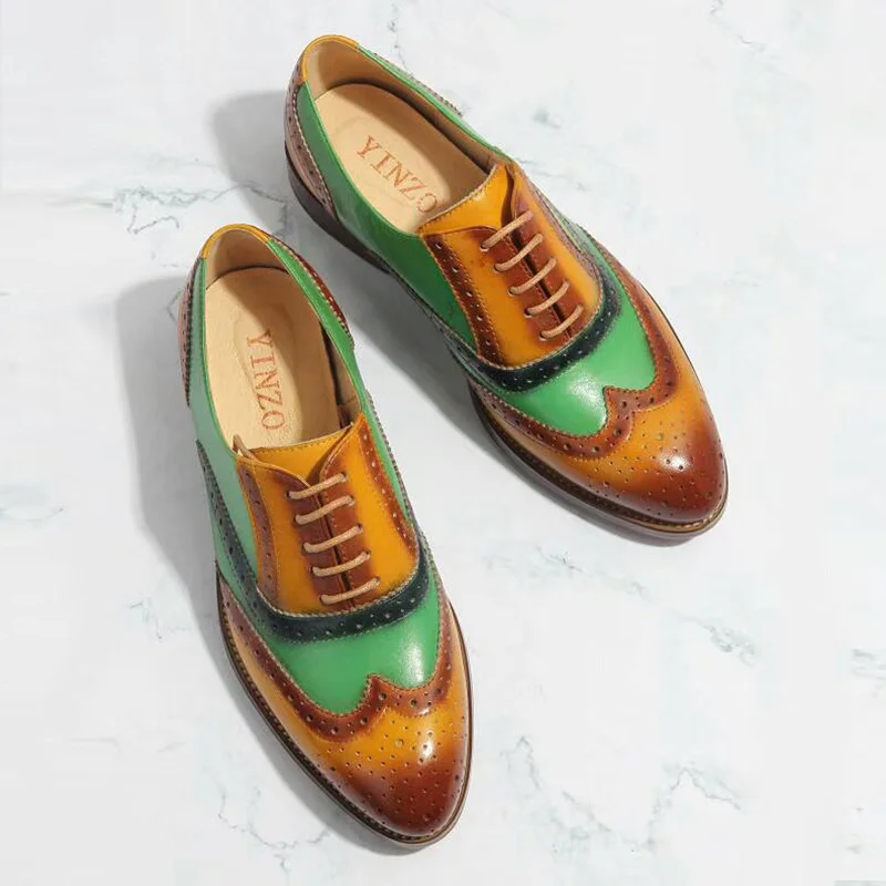 Женская обувь на плоской подошве из натуральной кожи с круглым носком платформе