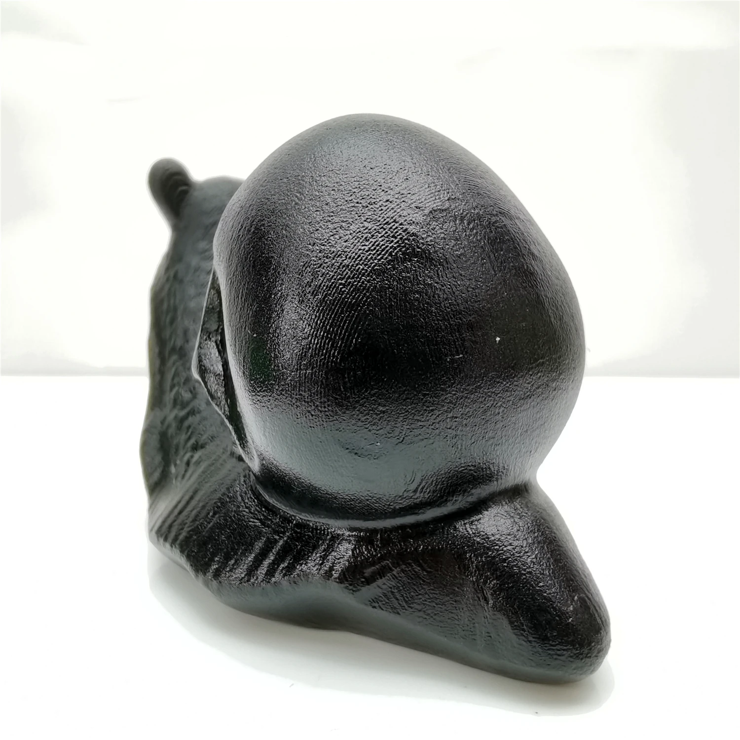 

Natural Obsidian Skull Head Snails Crystal Stone Statue Hand Carved Home DIY Decorations Meditation Cure Halloween Gift Healing