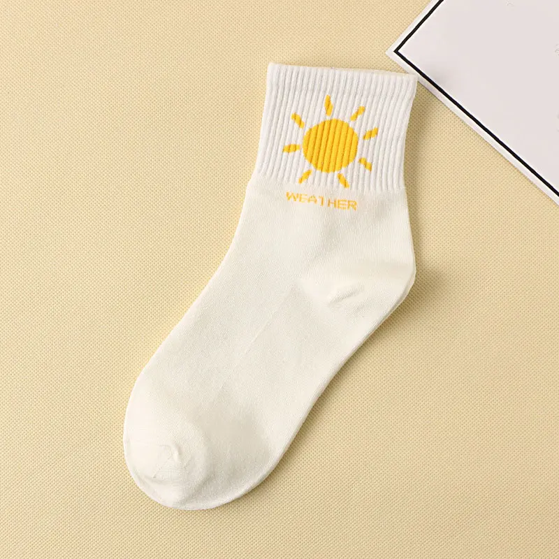 Новинка модные женские носки длинные с принтом в Корейском стиле милые хлопковые