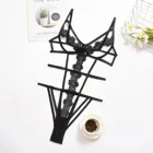 Женский сексуальный комплект нижнего белья на бретелях, соблазнительный кружевной бюстгальтер, комплекты со стрингами, сексуальное нижнее белье с открытой спиной, ночное белье