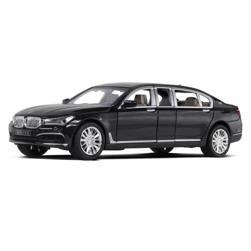 

TAKARA TOMY 1:24 Model Car Boy Sound Light Toy Car Children's Toy Gift Collection with Acousto-optic Return Force BMW 760