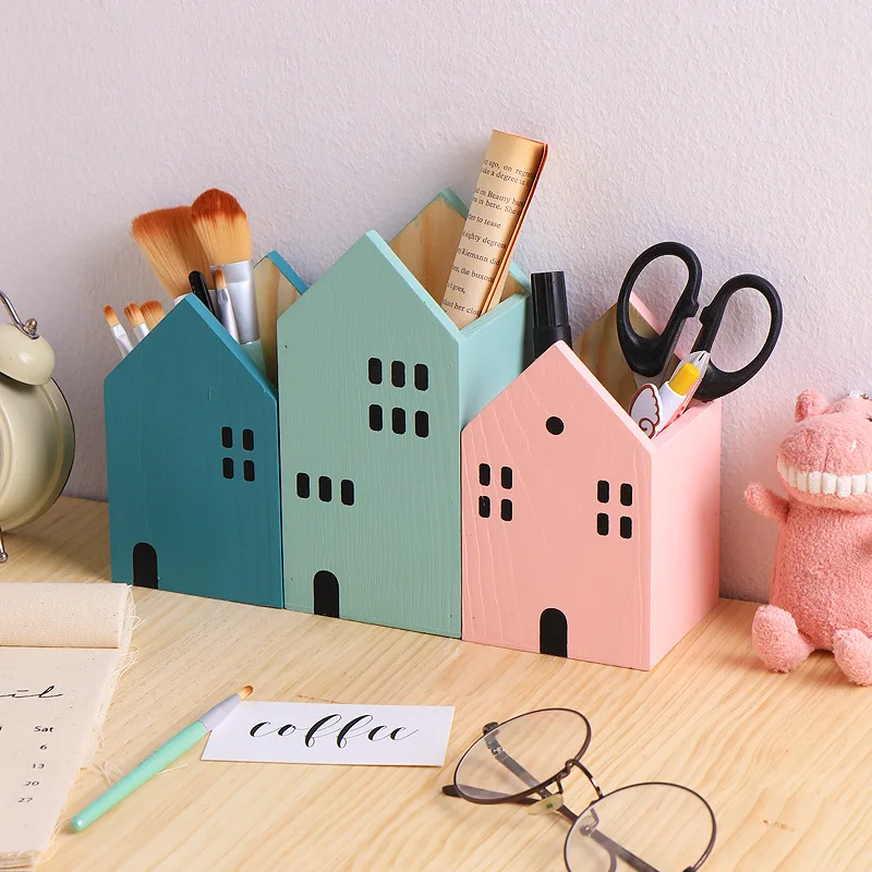 

Cute Nordic House Shape Wood Pen Holder Desktop Organizer Makeup Storage Stand Box Girl Desktop Sorting School Office Stationery