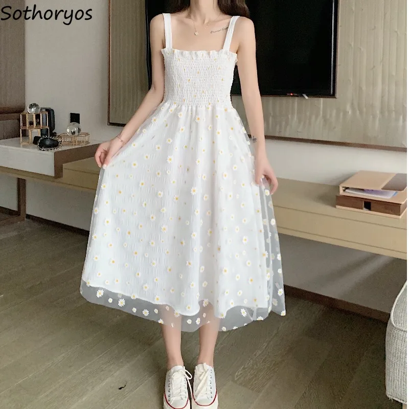 

Floral Mesh Sleeveless Dress Women White Spaghetti Strap Fungus Fairy A-line Slim French Vestido Gentle Sweet Girls Outwear Ins