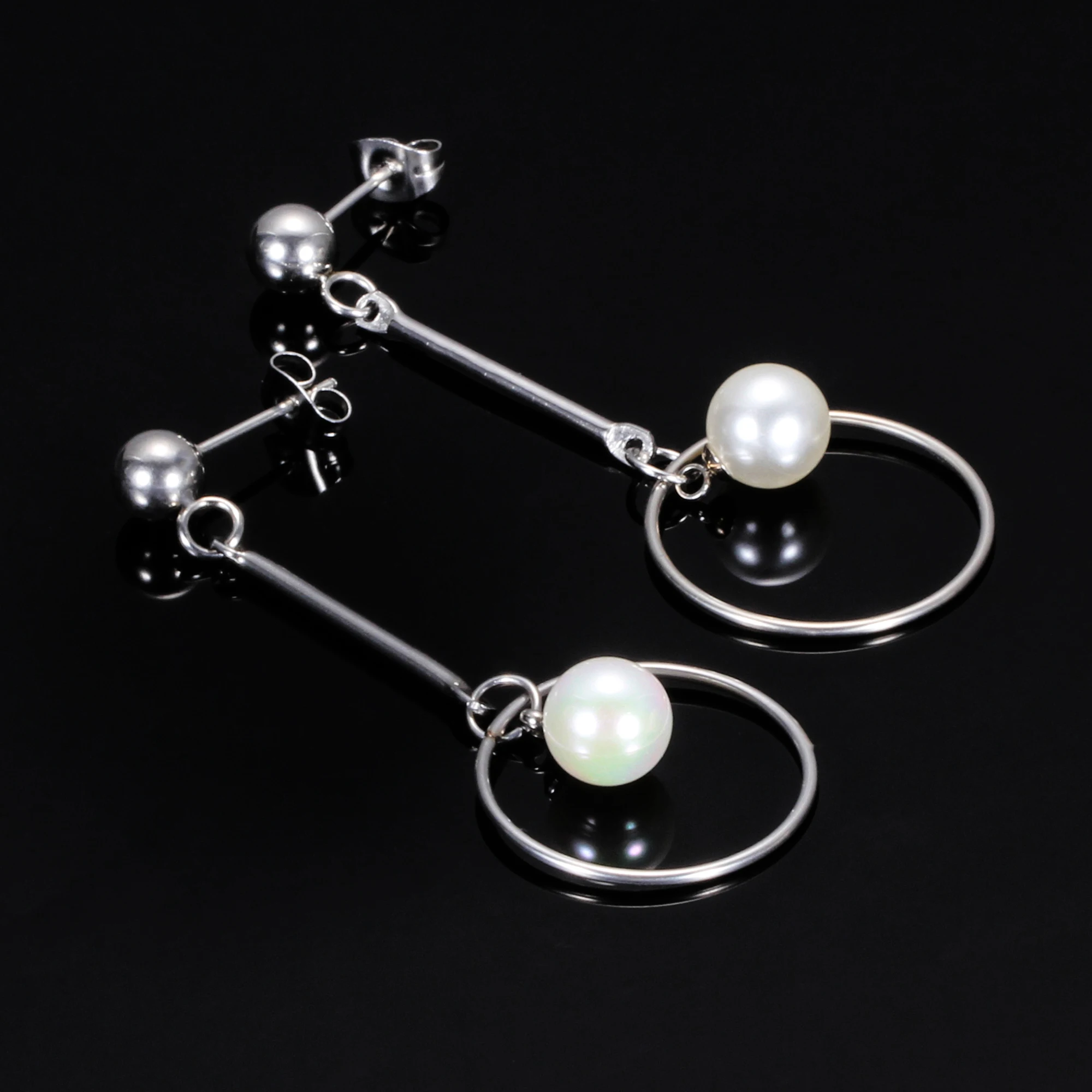 

New Stainless steel Drop women earrings With pearl Accessories Charm in Circle