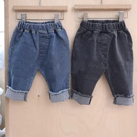 2020 spring childrens wear wild loose casual jeans with small pockets behind