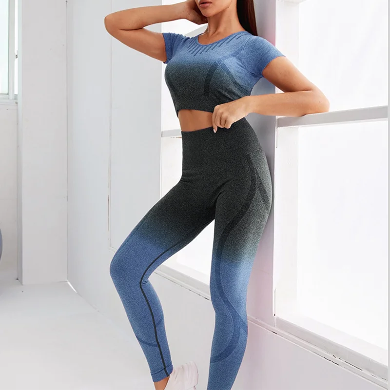 

SALSPOR Gradient Women 2-Piece Sports Suit Quick Drying Pants Tight Fitting Short Sleeved Sets Women Yoga Fitness Cycling Suit