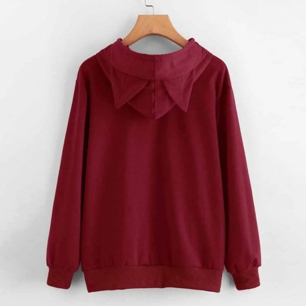 

Hoodies & Sweatshirts