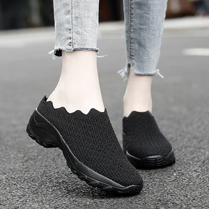Women Casual Shoes Fashion Breathable Walk Mesh Flat Shoes Lady Sneakers Women Tenis Feminino Shoes Lady 2021 Mesh Summer Shoes