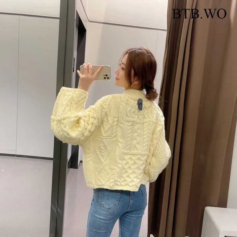 

BTB.WO Za Women Cardigan Sweater 2021 V Neck Twist Sweater Batwing Long Sleeve Female Chic Breasted Coats Tops